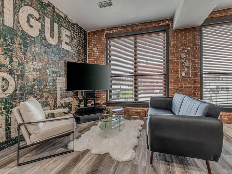 Deluxe Studio In Historic Downtown Building! Bartlesville Exteriér fotografie